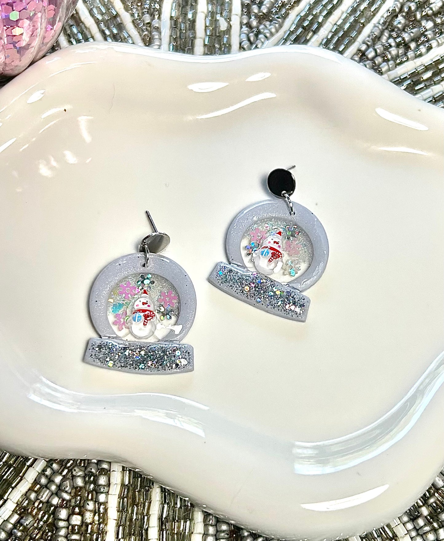 Snow Globe Dangles with Snowman, Snowflakes