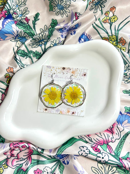 Yellow Daisy Round Earrings