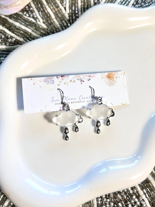 Clear/Silver Drip Cloud Earrings