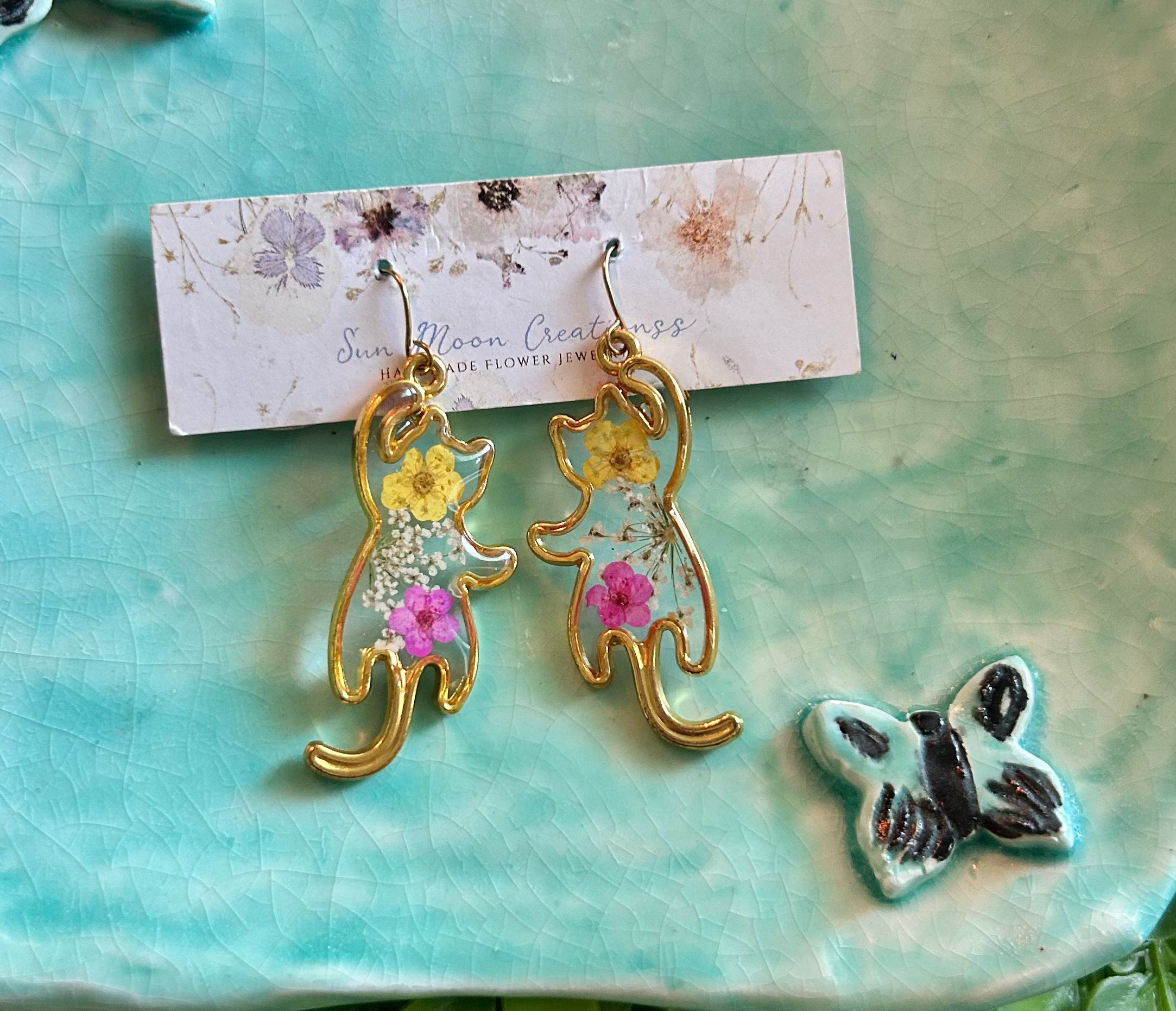 Reaching Cat Earrings in Gold