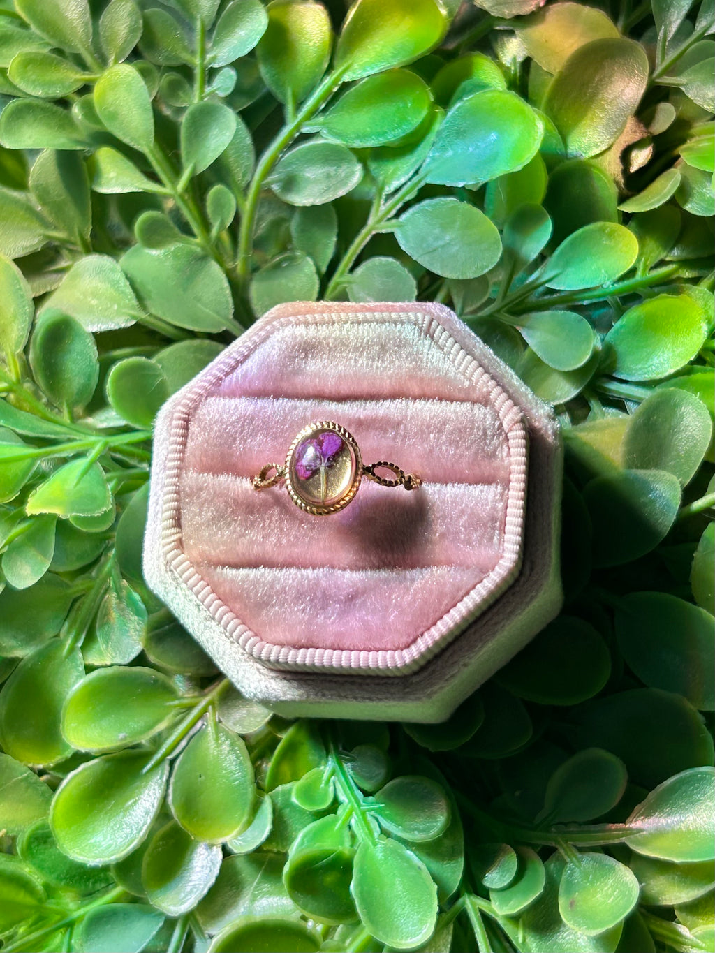Purple Flower Ring in Gold